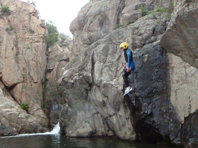 Village Camps International Summer Camp Ard&egrave;che, France 2019-07-26 https://www.villagecamps.com/journals_admin/images/13-26-Big jump!.jpg